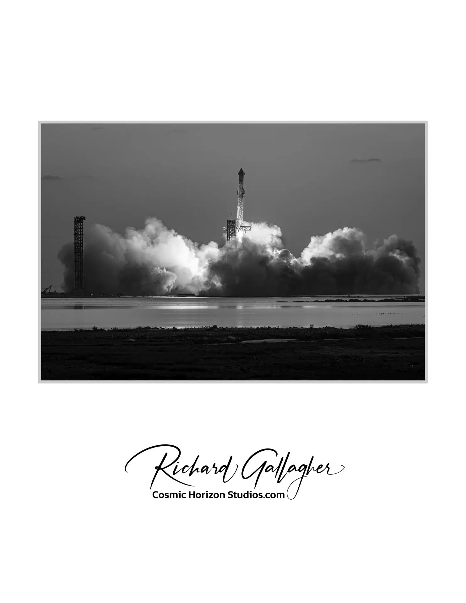 IFT-5 Launch [Monochrome] - Starship - SpaceX