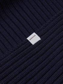 Merino-wool scarf