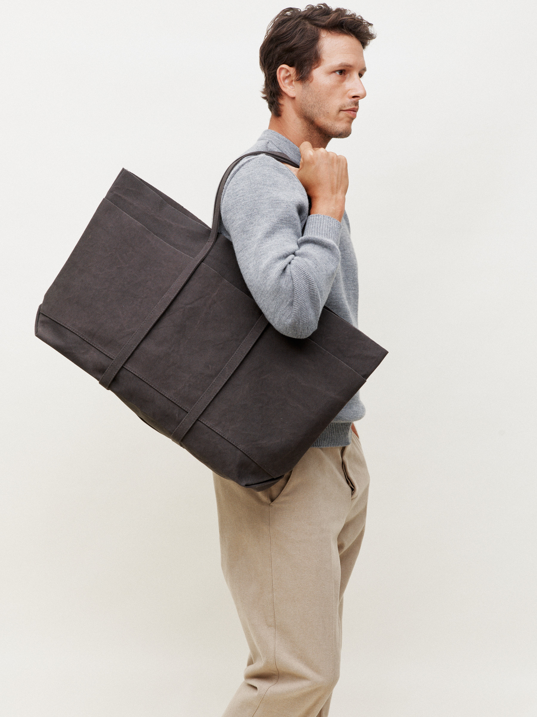 Six-pocket tote