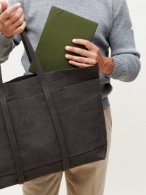 Six-pocket tote