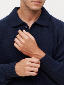 Long-sleeve polo shirt