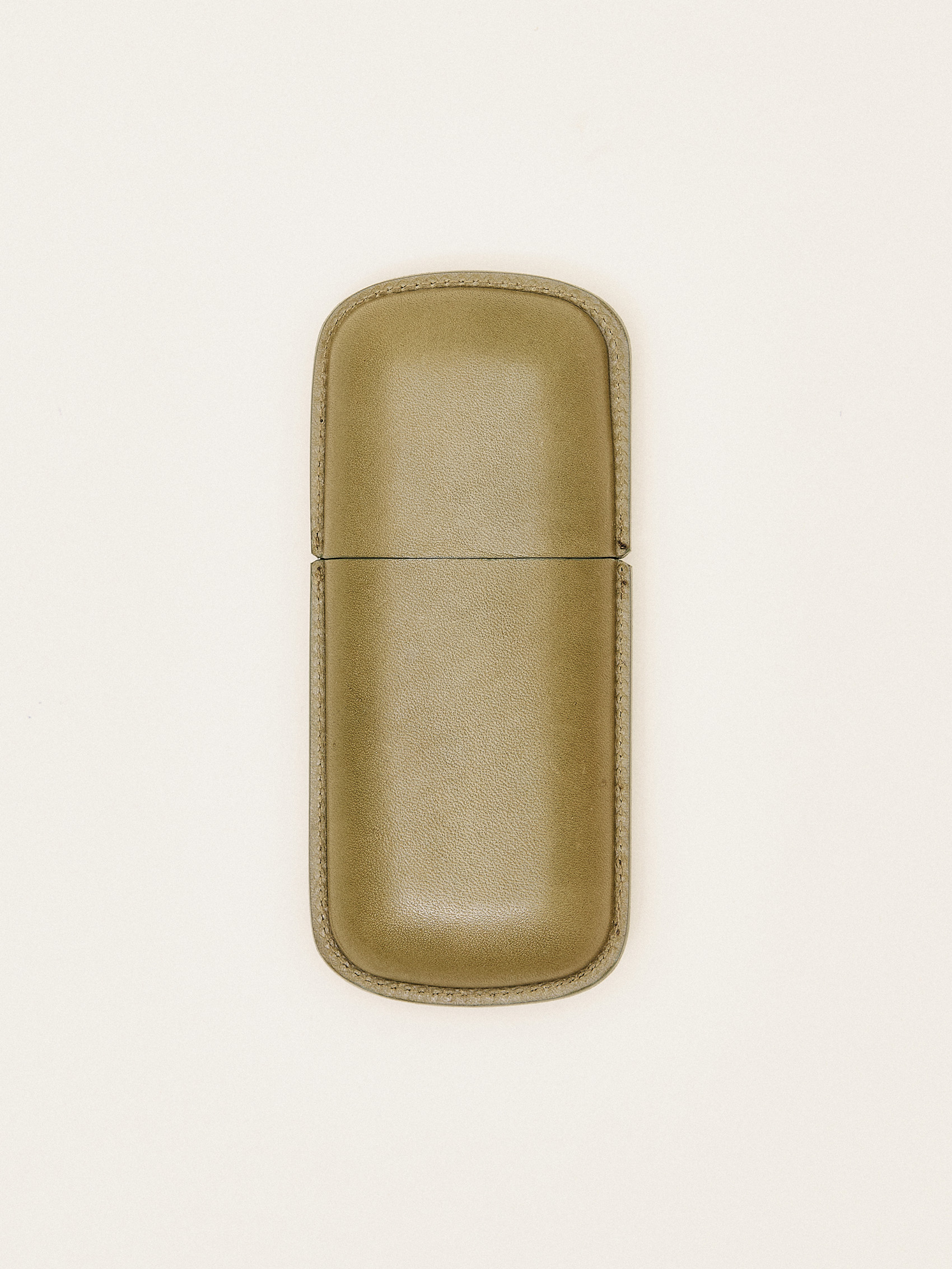 Leather eyewear case - Accessories - Shop - Monocle