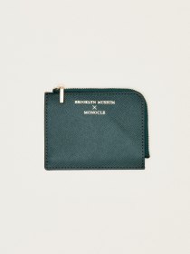 Half zip case