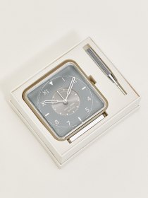 California dial alarm clock