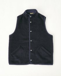 Contour vest