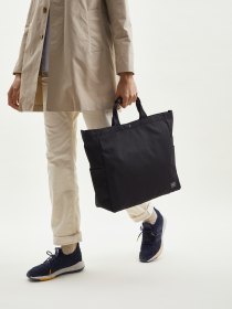 Zip tote with pouch