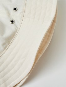 Travel bucket hat