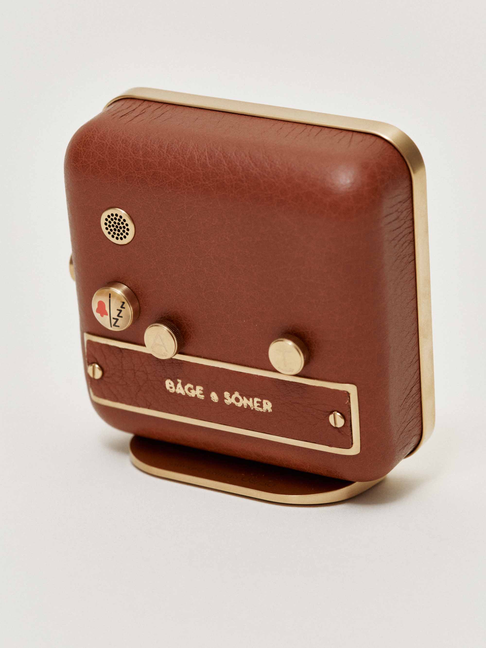 Ner Clock California dial alarm clock - Homeware - Shop - Monocle