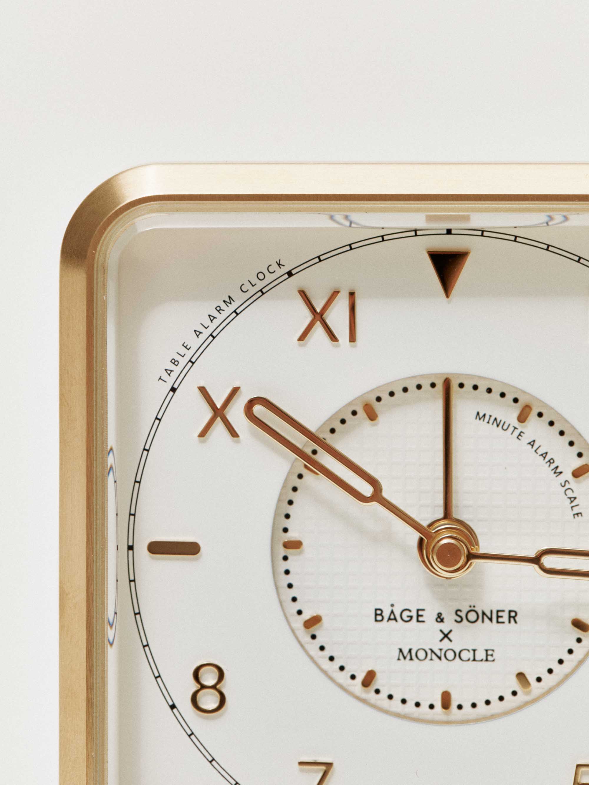 California dial alarm clock - Homeware - Shop - Monocle