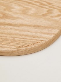 Small cutting and serving board