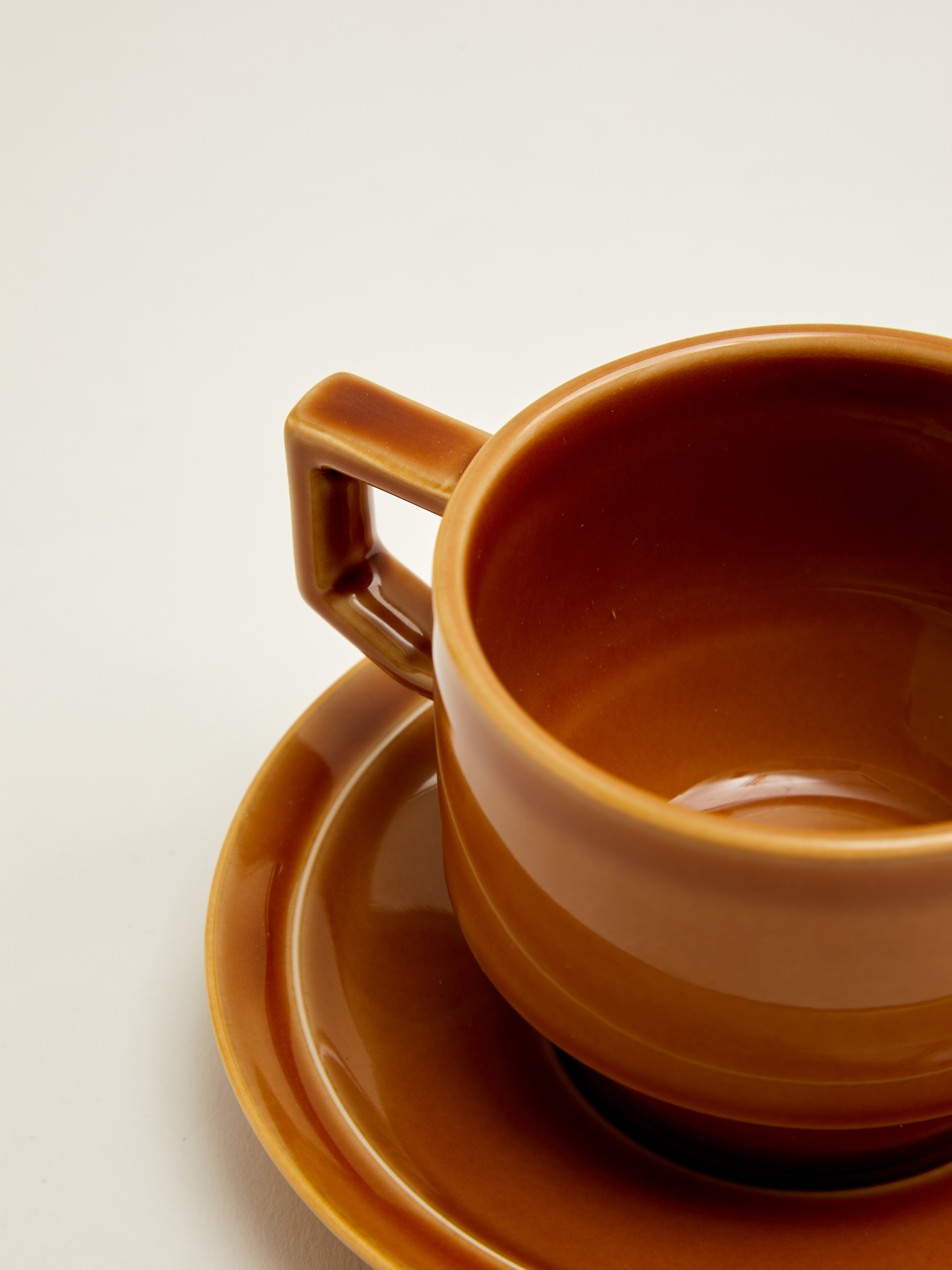 Small mug set caramel - Homeware - Shop - Monocle