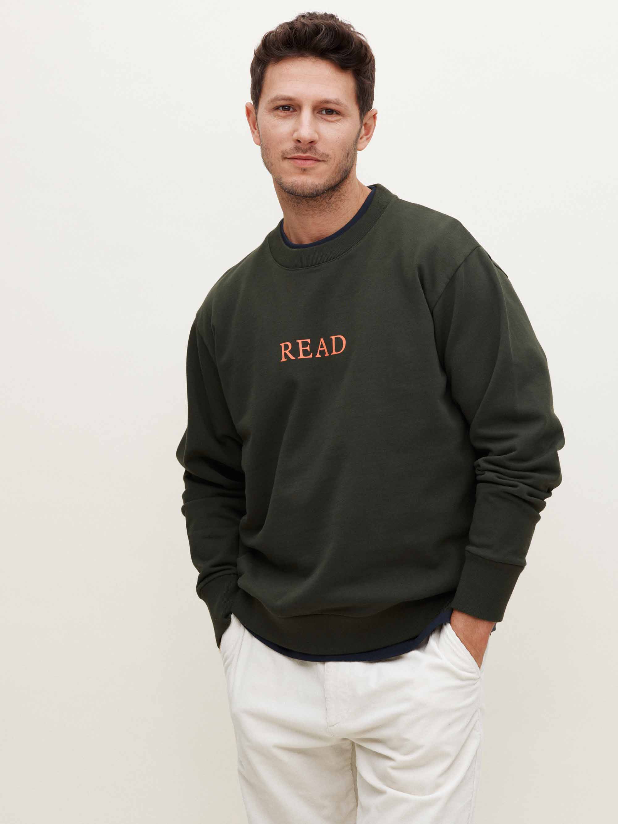 Sweatshirt “Read”