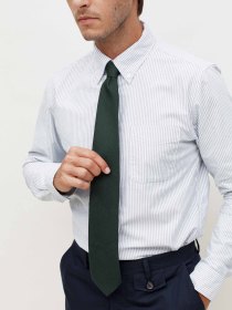 Silk tie