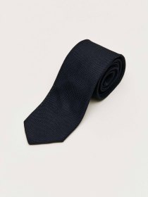 Silk tie