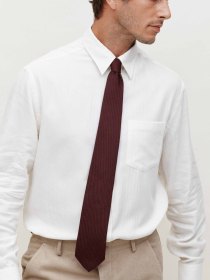 Silk tie