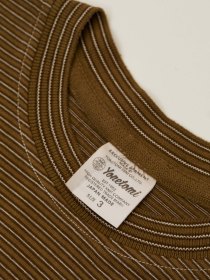 Border T-shirt