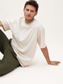 Border T-shirt