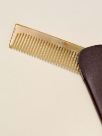 Travel comb and leather étui set