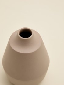 Raw small vase