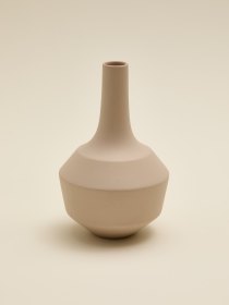 Raw belly vase