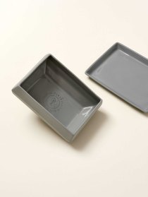 Butter dish