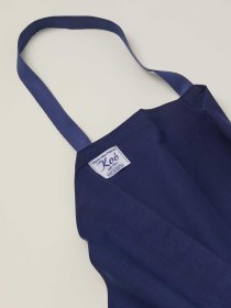 Long apron