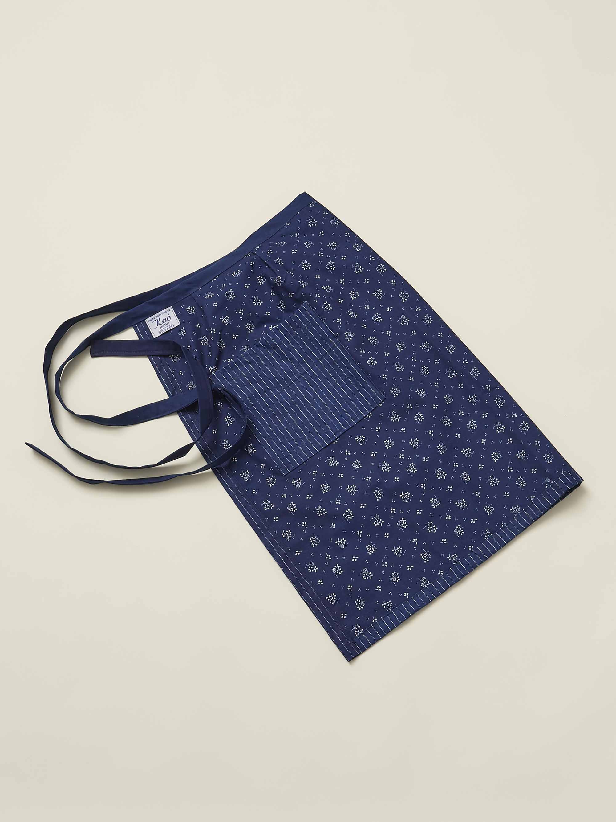 Short apron