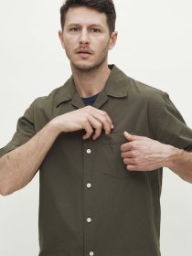 Summer camp-collar shirt