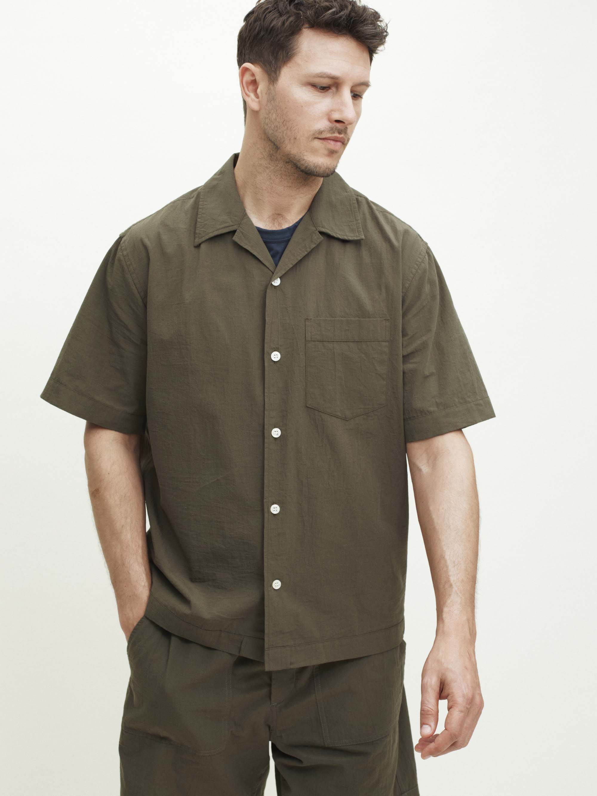 Summer camp-collar shirt