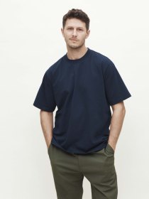 Short-sleeved T-shirt