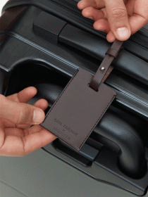Leather luggage tag