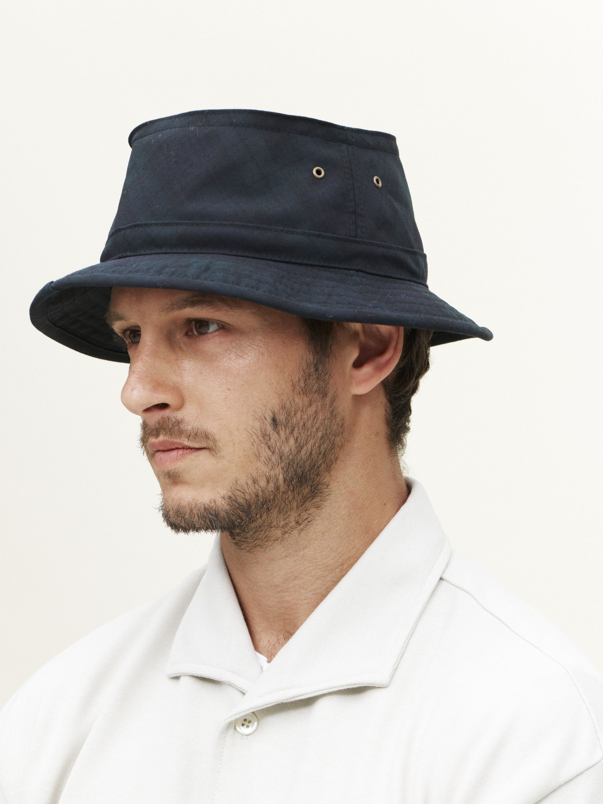 Wool bucket hat
