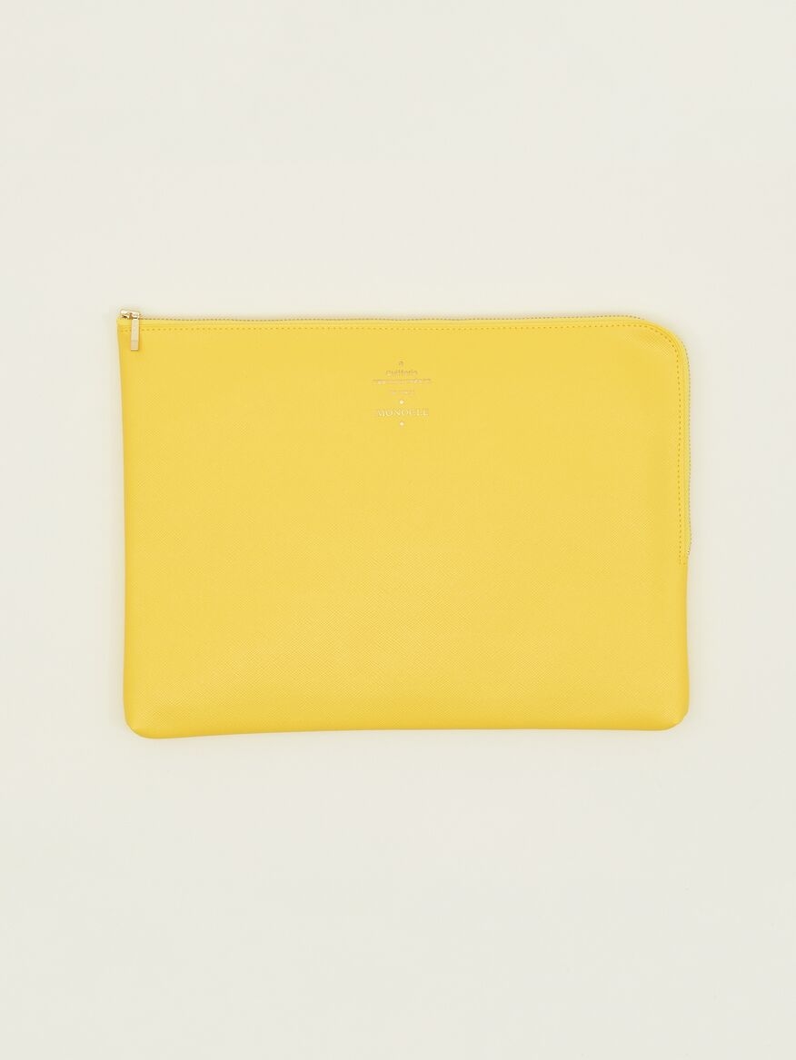 Large half-zip pouch