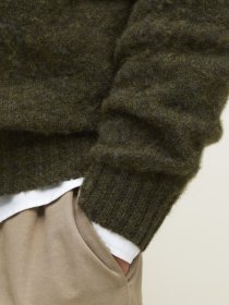 Lambswool crewneck