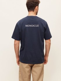 T-shirt “Read more”