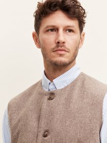 Alpine vest