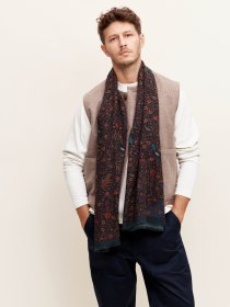 Fringed scarf