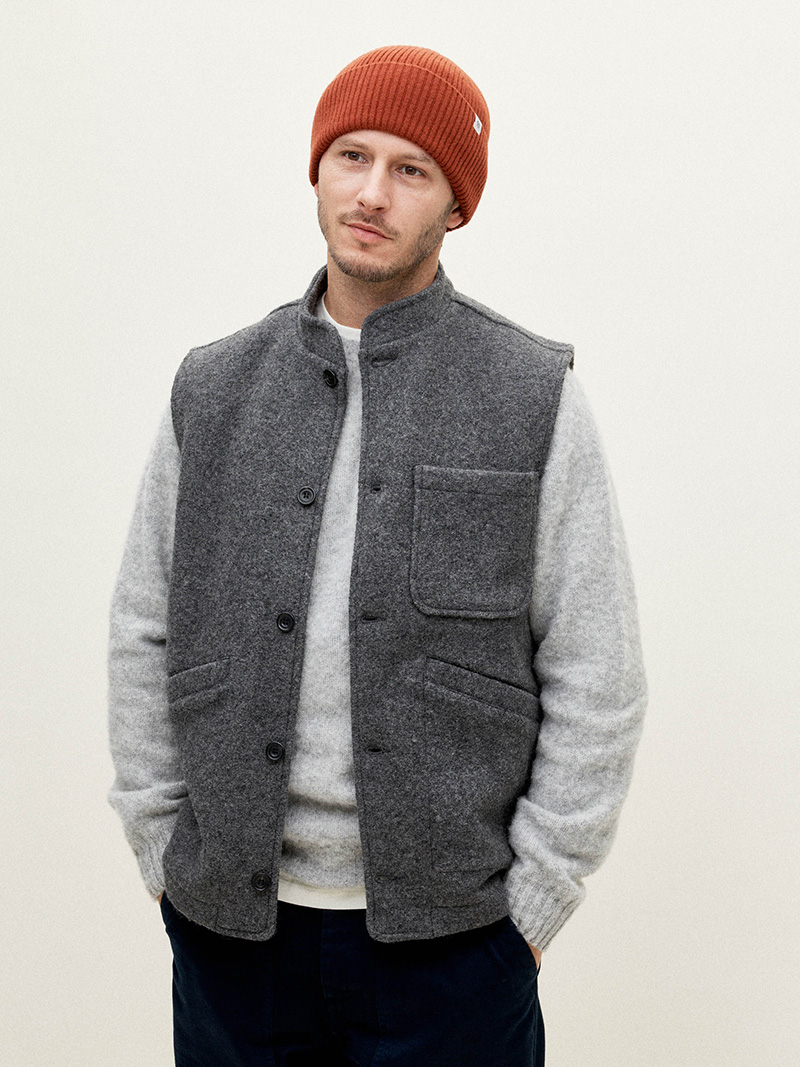 Merino-wool ribbed beanie 