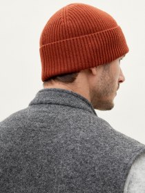 Merino-wool ribbed beanie 