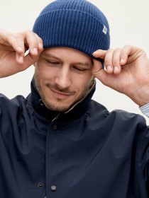 Merino-wool ribbed beanie 