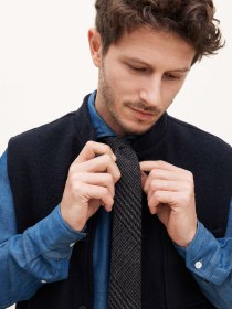 Tweed tie
