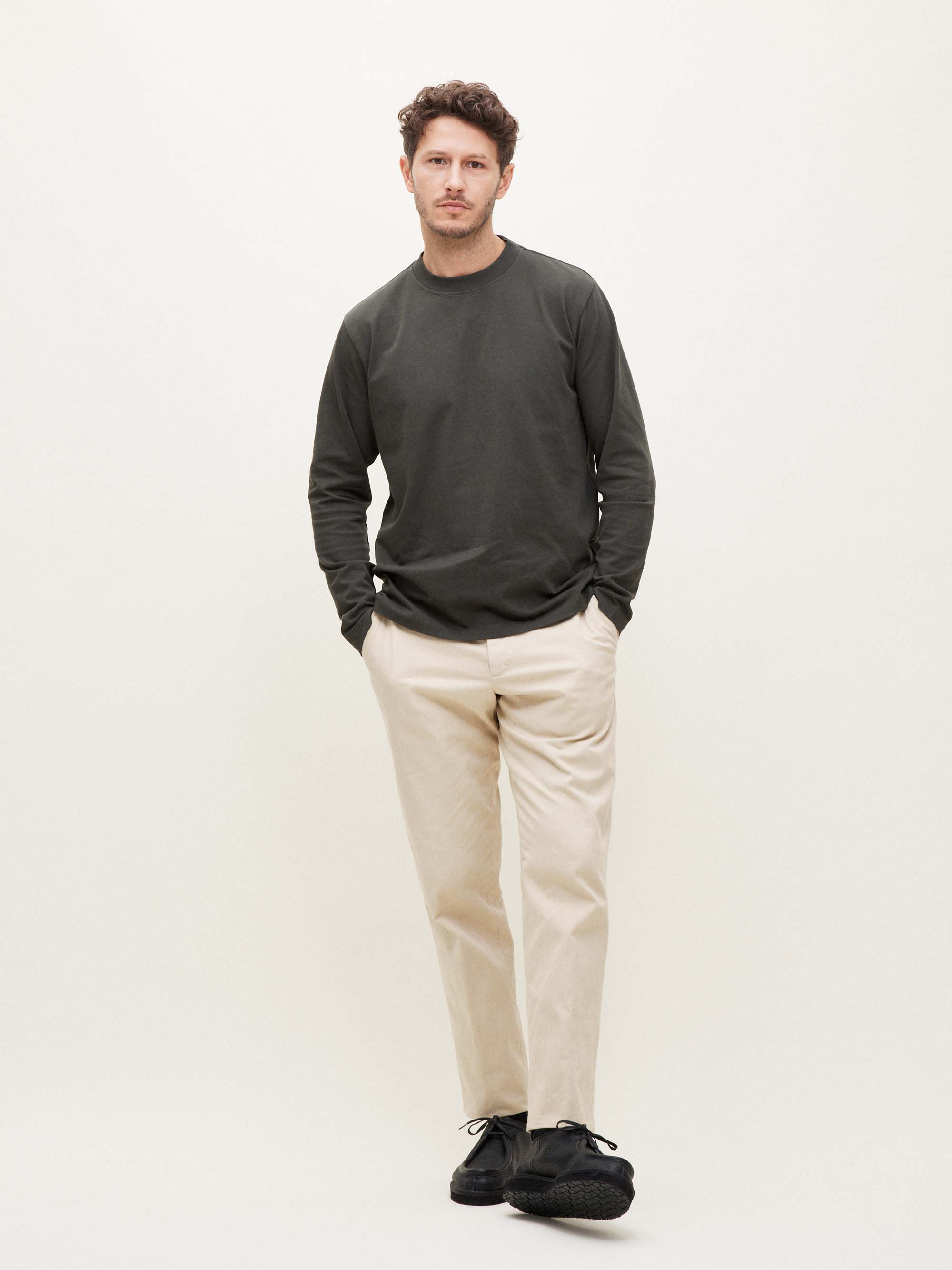 Long-sleeved T-shirt