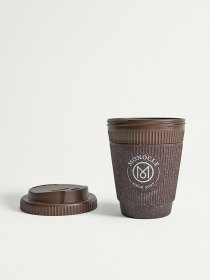 Medium takeaway cup