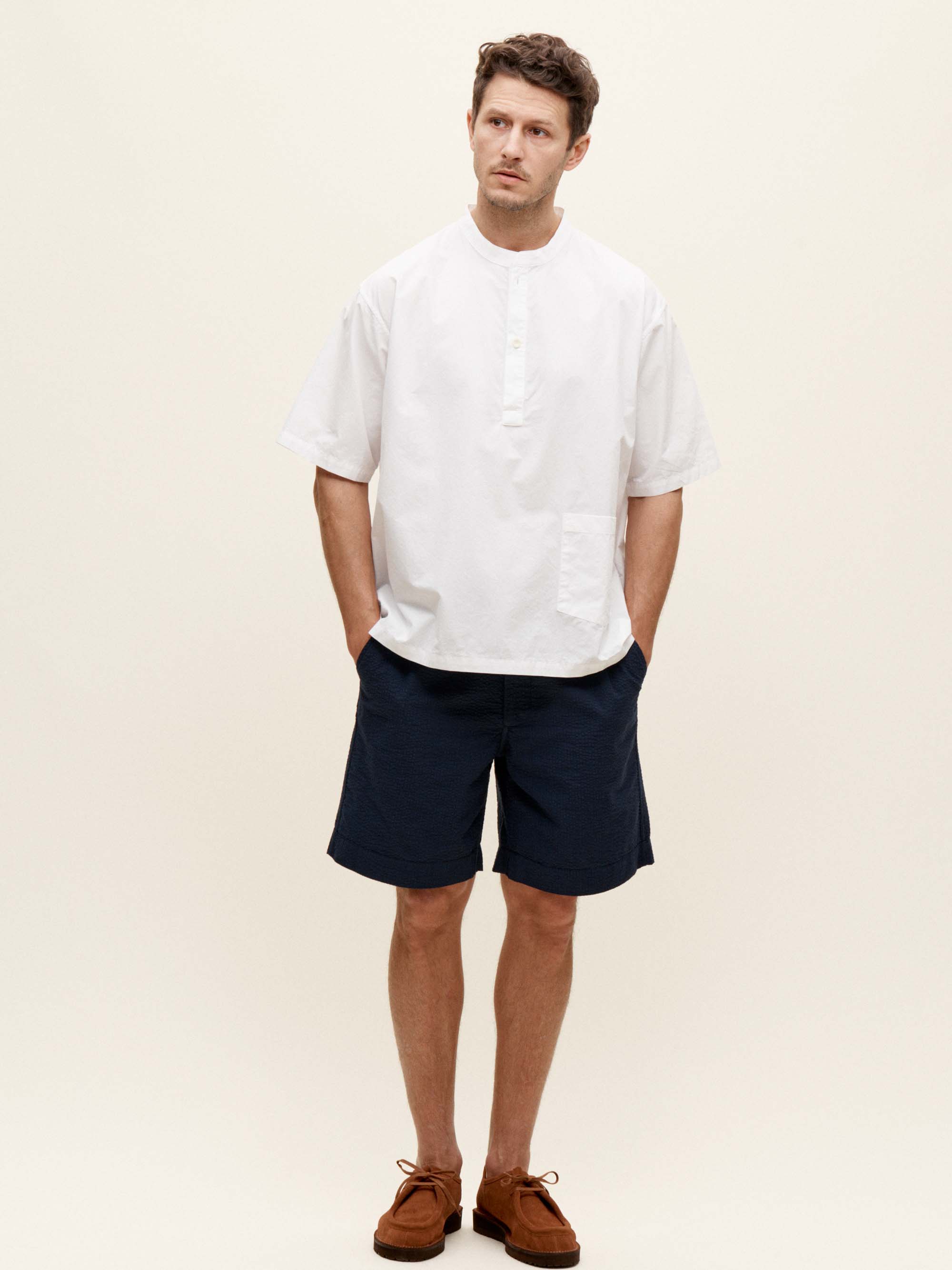 Short-sleeved popover shirt