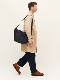 Zipper duffle bag