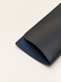 Leather sunglasses case - navy