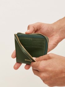 Leather half-zipped wallet - olive