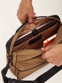 Shoulder bag - brown