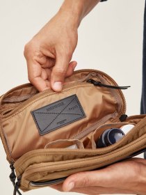 Toiletry pouch - brown
