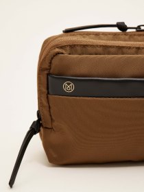 Toiletry pouch - brown